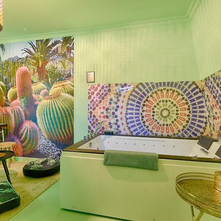 ヴィニュー・シュル・セーヌLuxury Magic Cactus Garden, Paris 0Rly Avec Jacuzziアパートメント エクステリア 写真