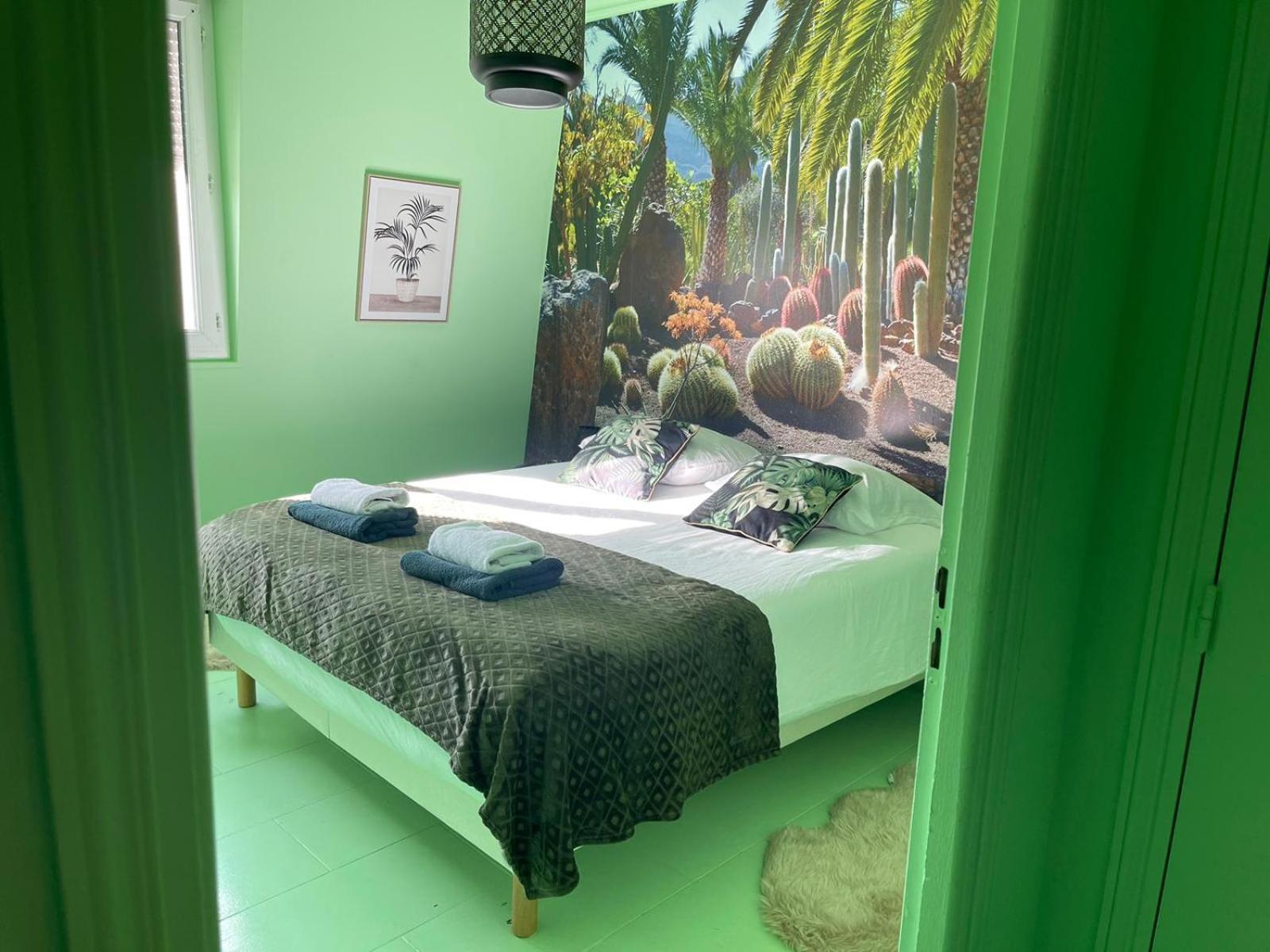 ヴィニュー・シュル・セーヌLuxury Magic Cactus Garden, Paris 0Rly Avec Jacuzziアパートメント エクステリア 写真